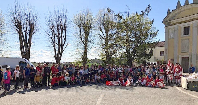 A Moncalvo tutti in cammino per Cascina Graziella